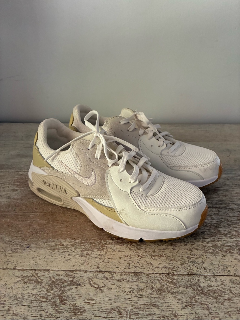 Nike Air Max Excee White Neutral Size 8